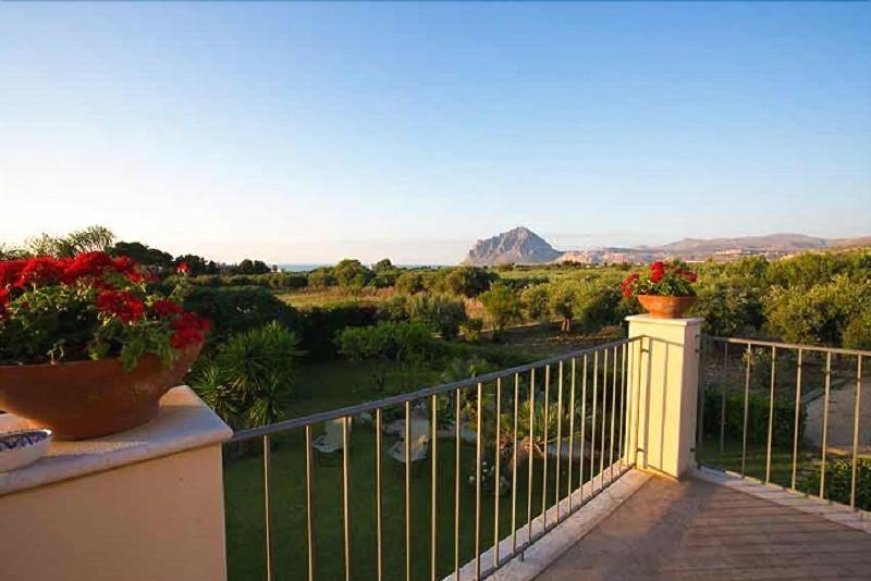 Bed and Breakfast Baglio Sant'Andrea Вальдеріче Екстер'єр фото
